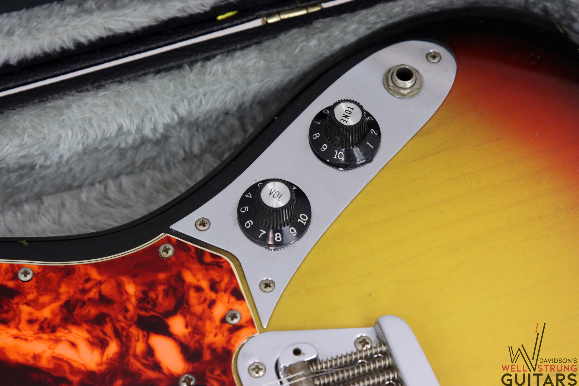 Electric XII – Sunburst – Davidson's Well Strung Guitars – We Buy